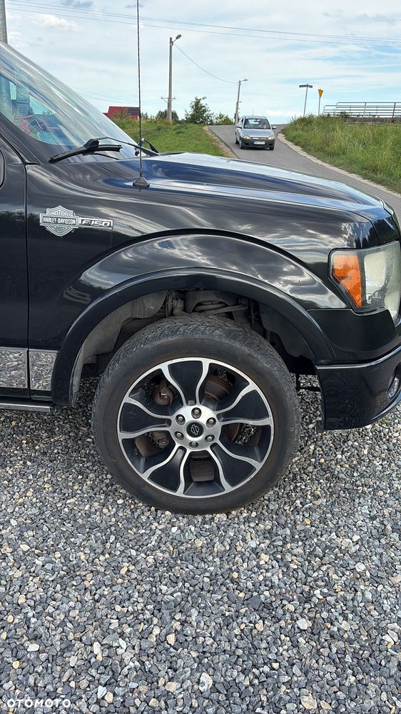 Ford F150 - 4