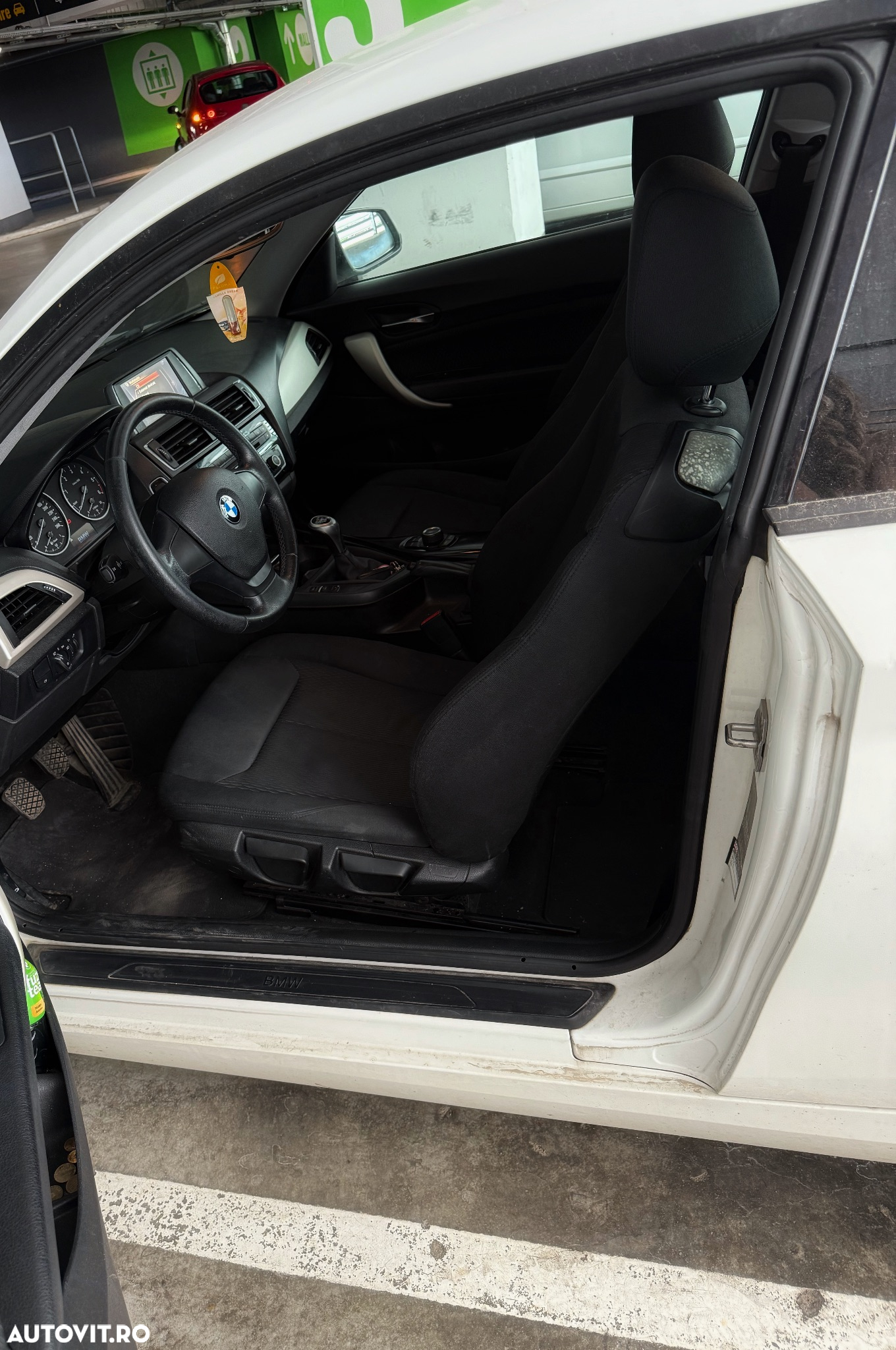 BMW Seria 1 114i - 3