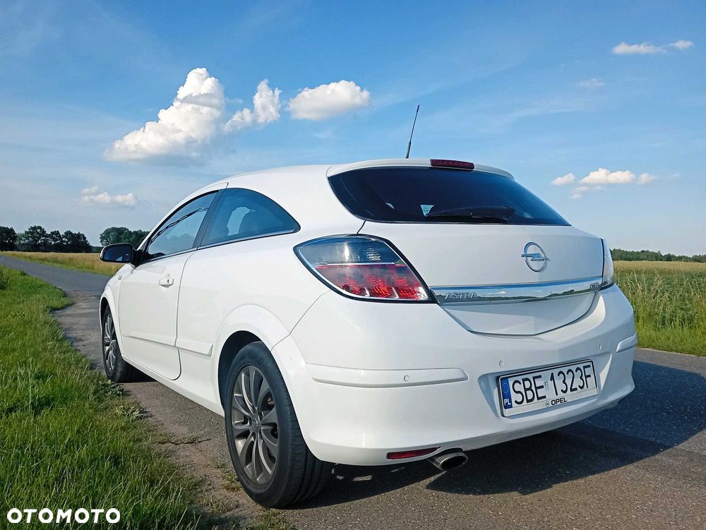 Opel Astra - 4