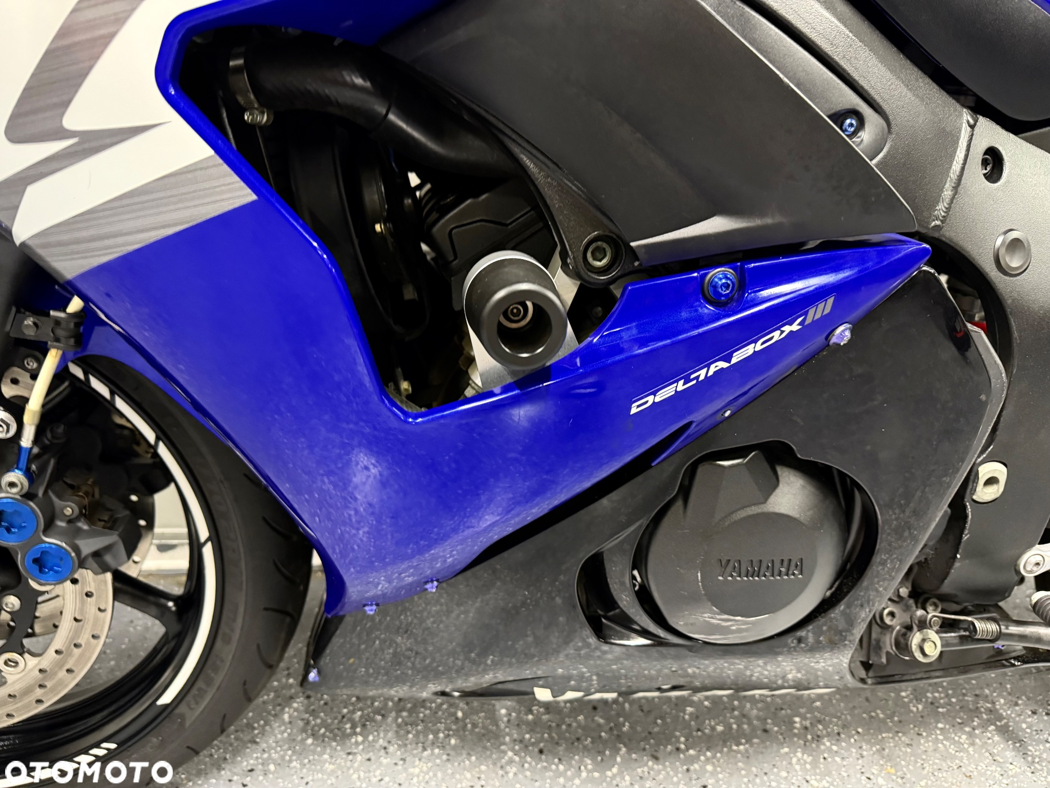 Yamaha R6 - 12