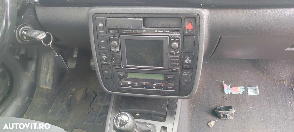 Dezmembrez volkswagen sharan 2.0 BRT cutie manuala 6t JBN culoare LB4V - 13