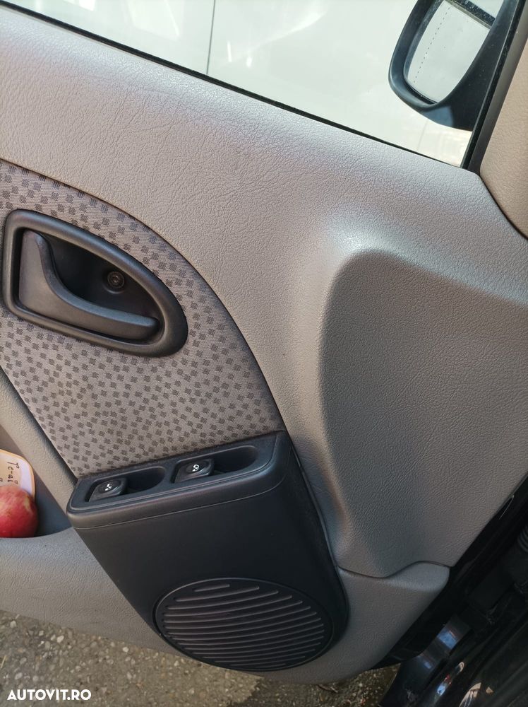 Renault Symbol 1.4 8V SL Fidji - 9