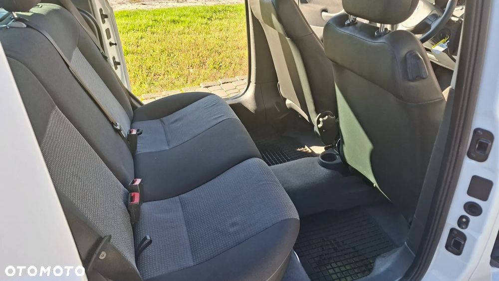 Opel Combo - 8