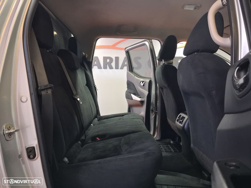 Nissan Navara 2.3 dCi CD 4WD N-Connecta - 13