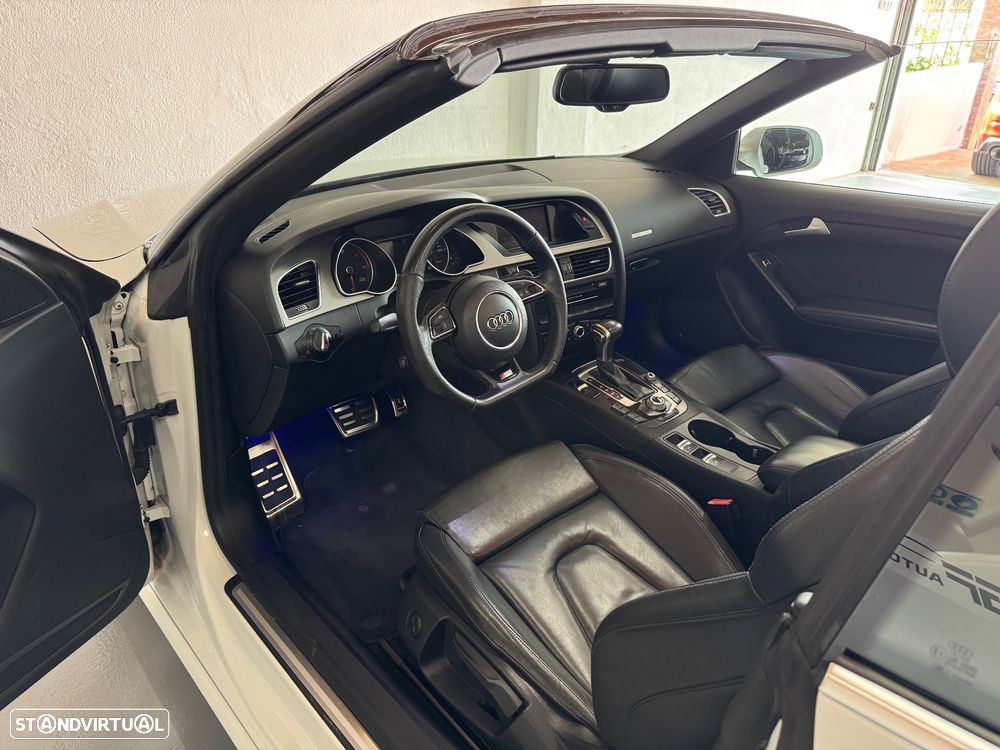Audi A5 Cabrio 2.0 TDi Multitronic S-line - 16
