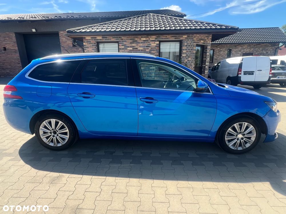 Peugeot 308 - 4