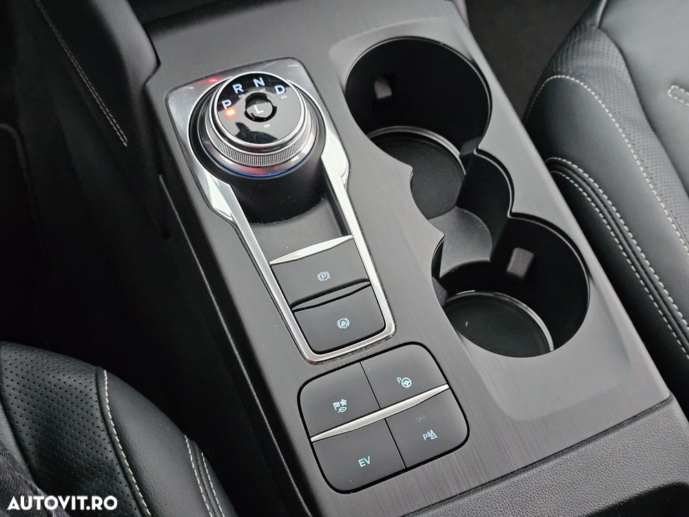 Ford Kuga 2.5 Duratec PHEV Vignale - 30