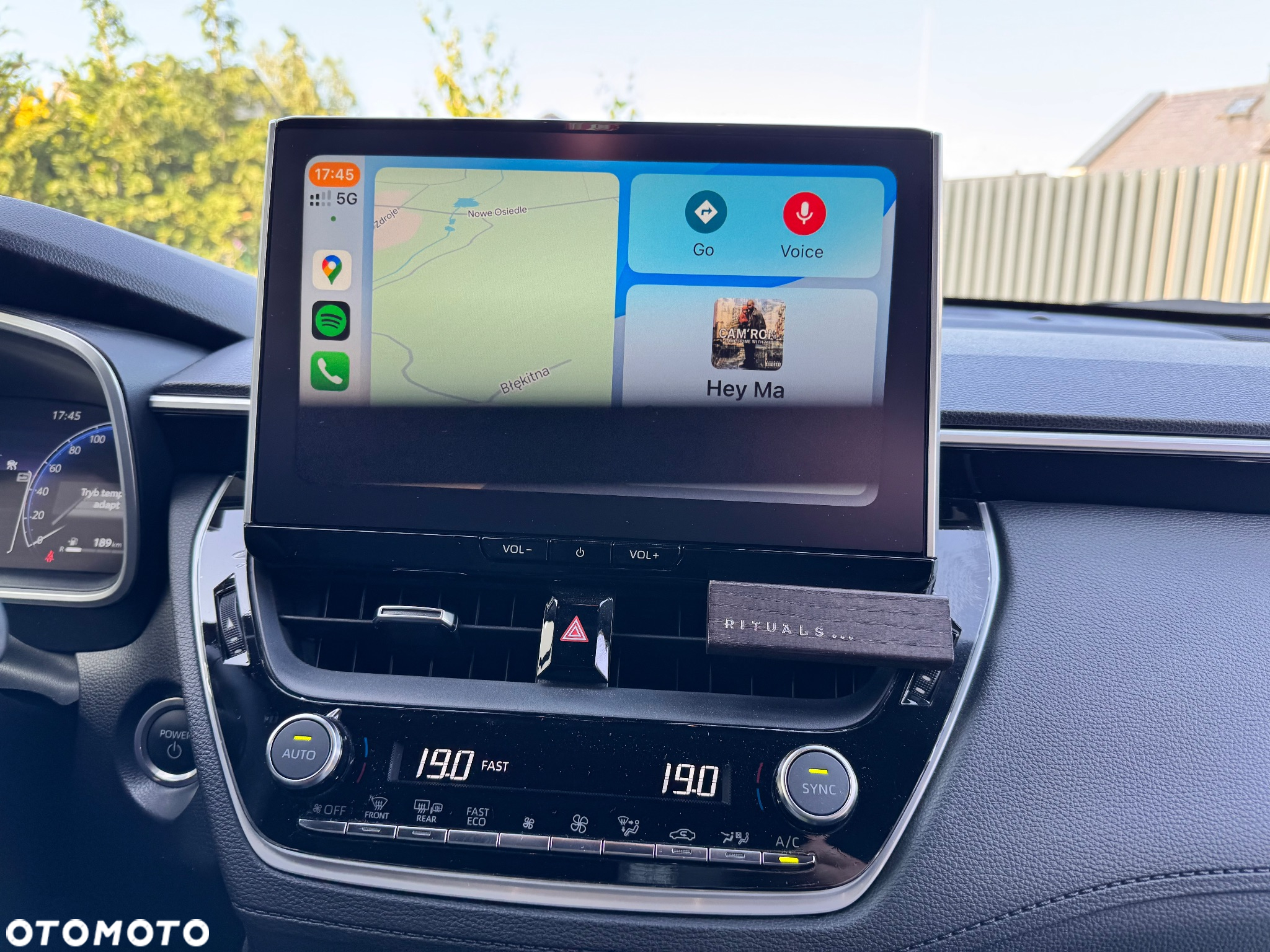 Toyota Corolla Cross 2.0 Hybrid Style - 11