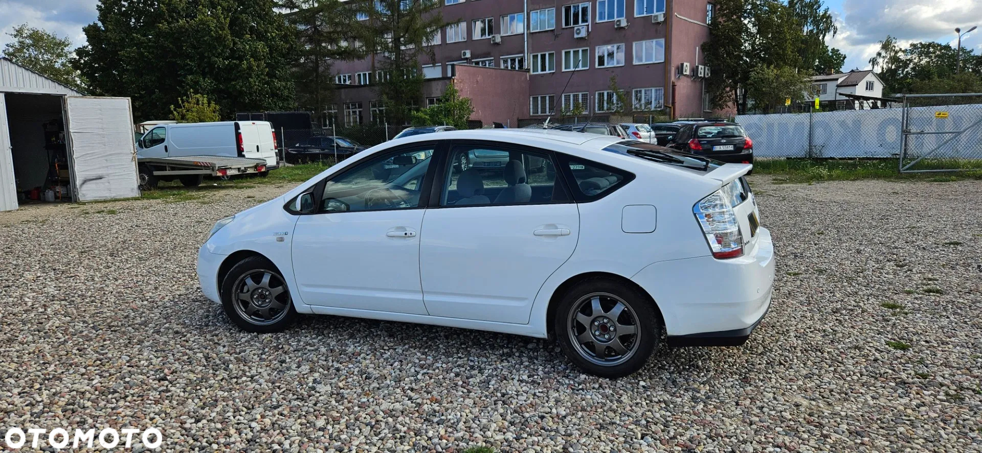 Toyota Prius 1.5 VVT-i Sol - 12
