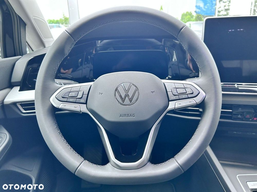 Volkswagen Golf - 18