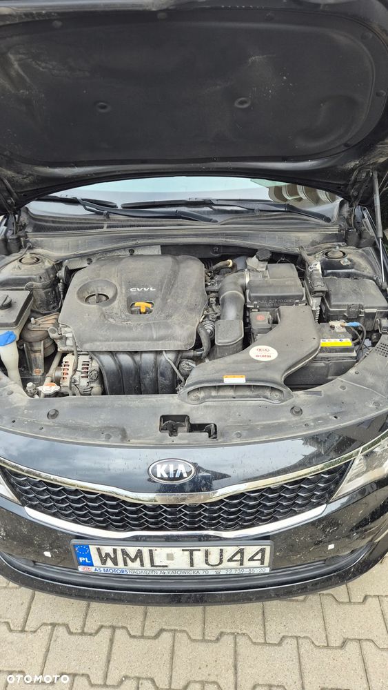 Kia Optima 2.0 M - 13
