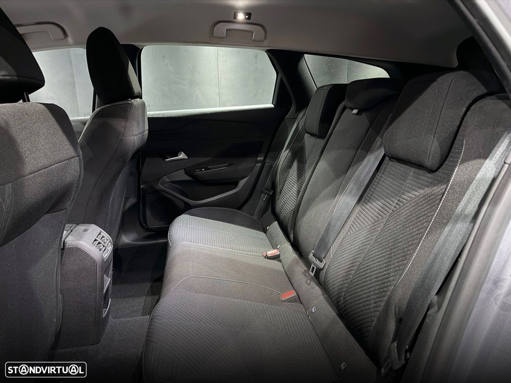 Peugeot 308 SW 1.6 Hybrid Allure e-EAT8 - 29