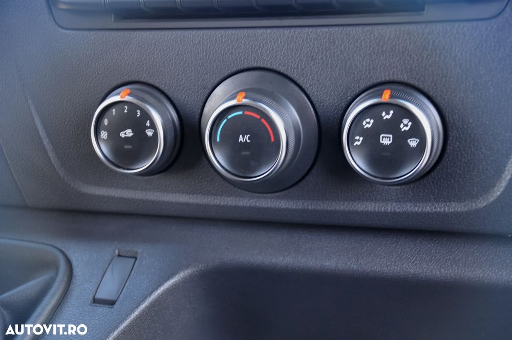 Renault Master L4H3 Van - 18