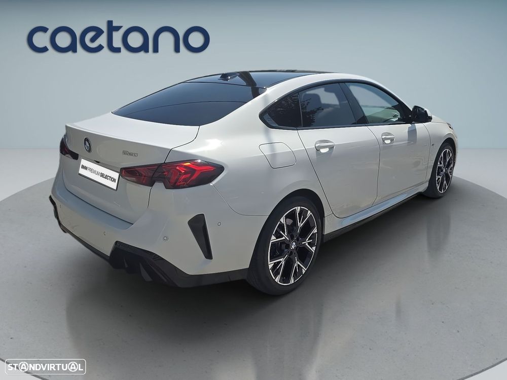 BMW 220 Gran Coupé Pack Desportivo M - 8