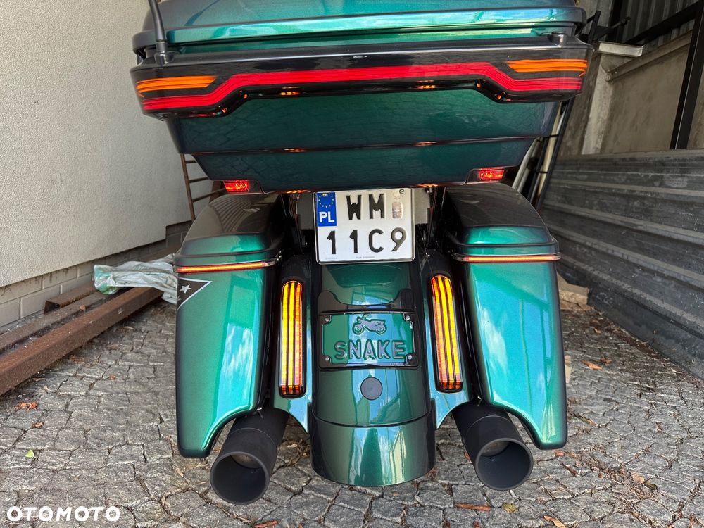 Harley-Davidson Touring Road Glide - 13