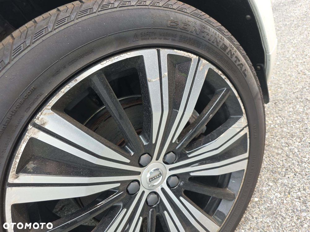 Volvo XC 60 B5 B AWD Plus Bright - 20