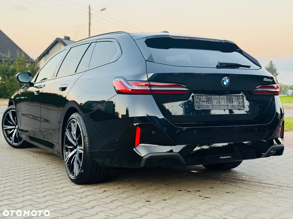 BMW Seria 5 520d Touring - 13