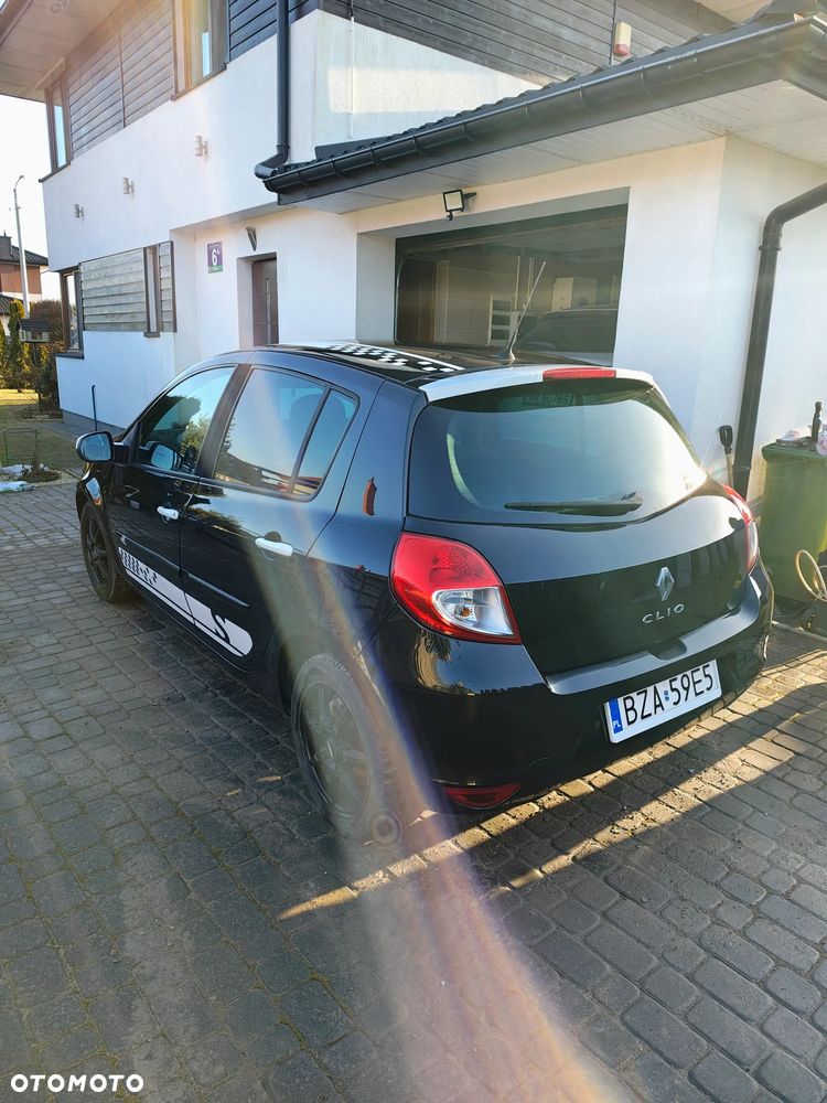 Renault Clio 1.2 TCE Expression - 8