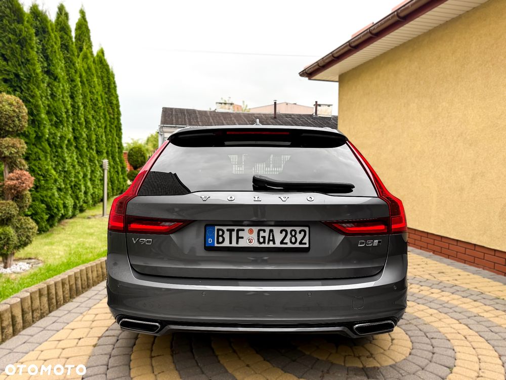 Volvo V90 D5 AWD Geartronic R Design - 6
