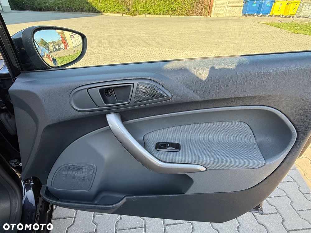 Ford Fiesta 1.4 TDCi Gold X - 24