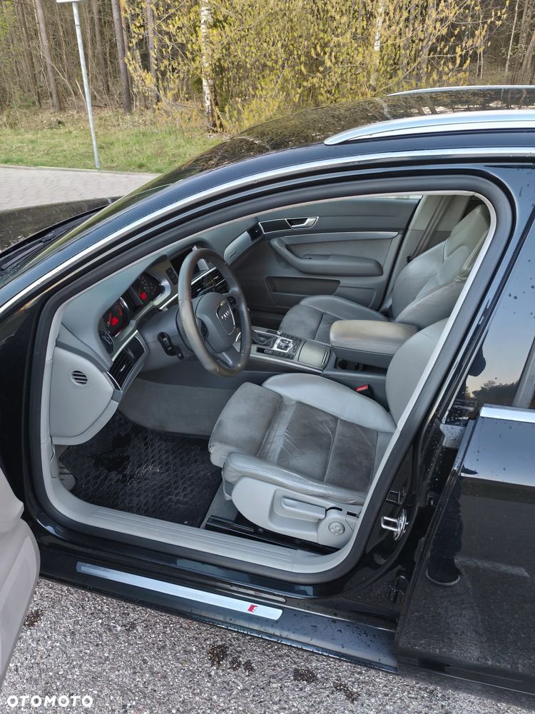 Audi A6 Avant 2.4 - 14