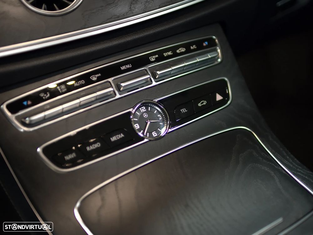 Mercedes-Benz E 220 d AMG Line Aut. - 37
