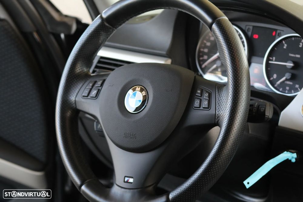 BMW 318 d Line Sport - 31