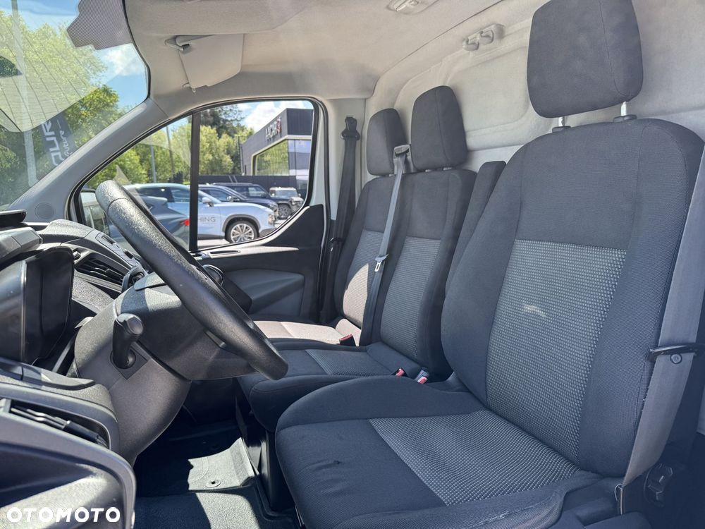 Ford Transit Custom - 12