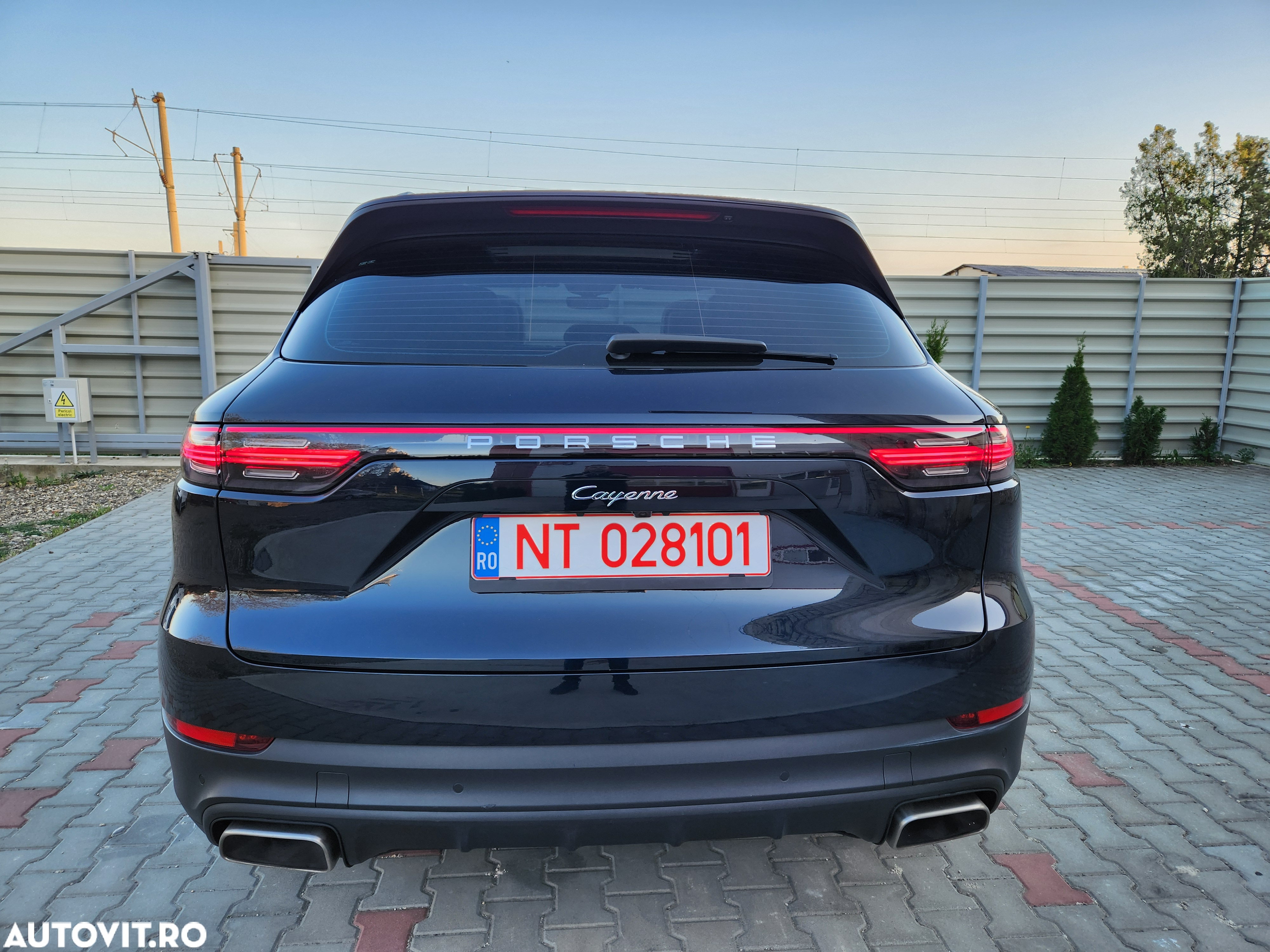 Porsche Cayenne - 15