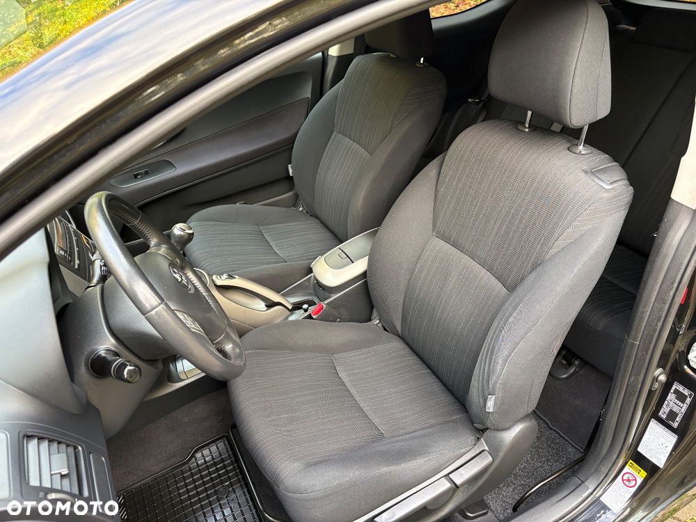 Toyota Auris - 17