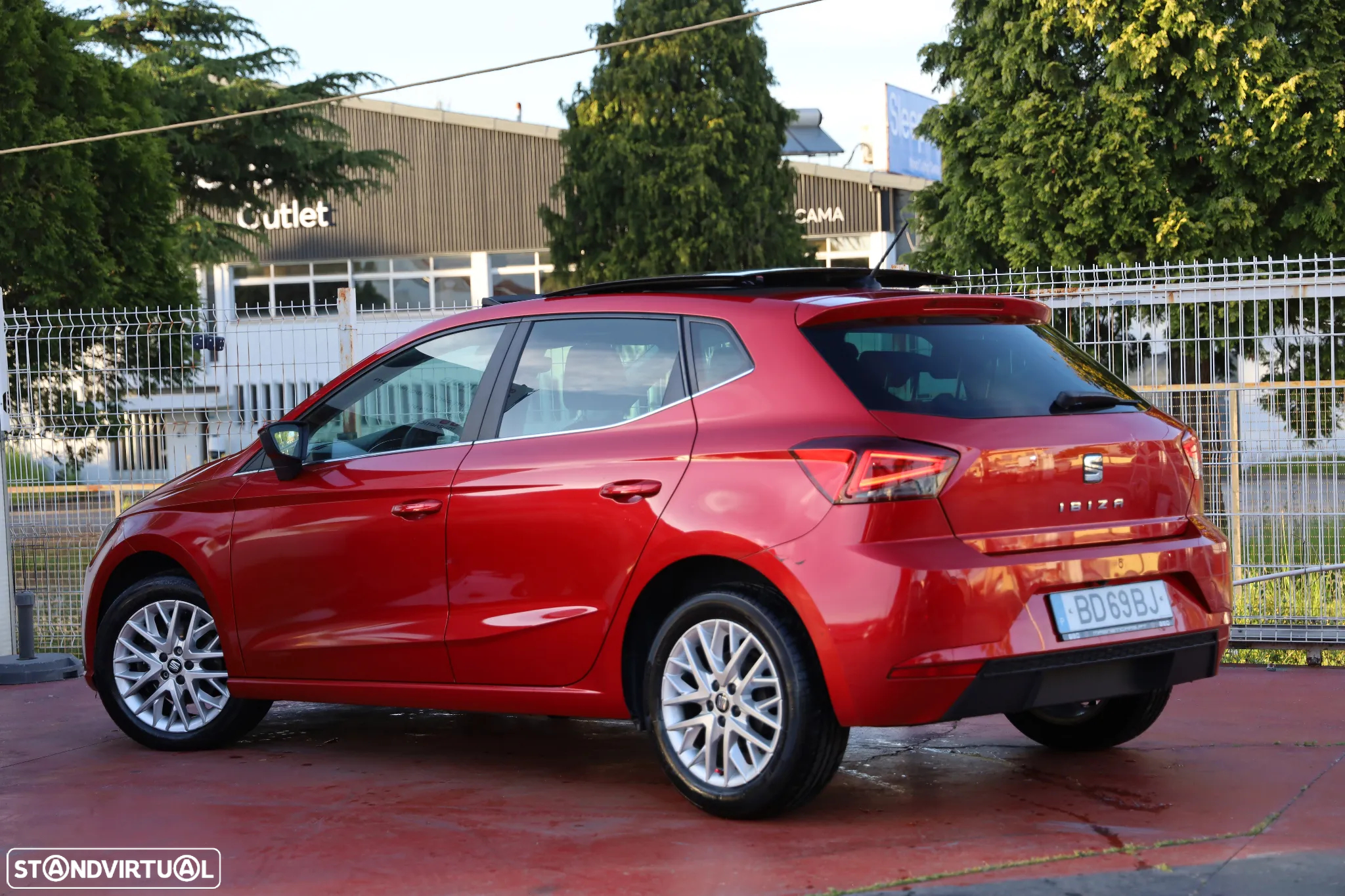 SEAT Ibiza 1.6 TDI S&S Style - 4
