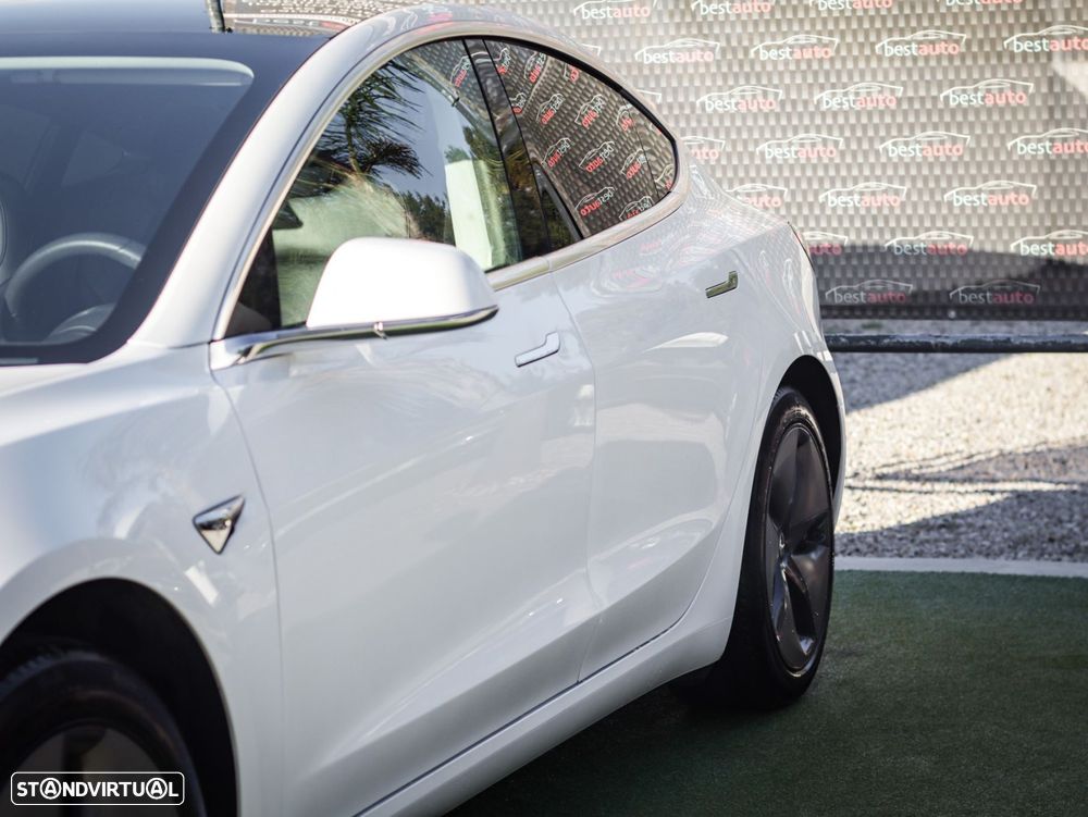 Tesla Model 3 Standard Range Plus RWD - 3