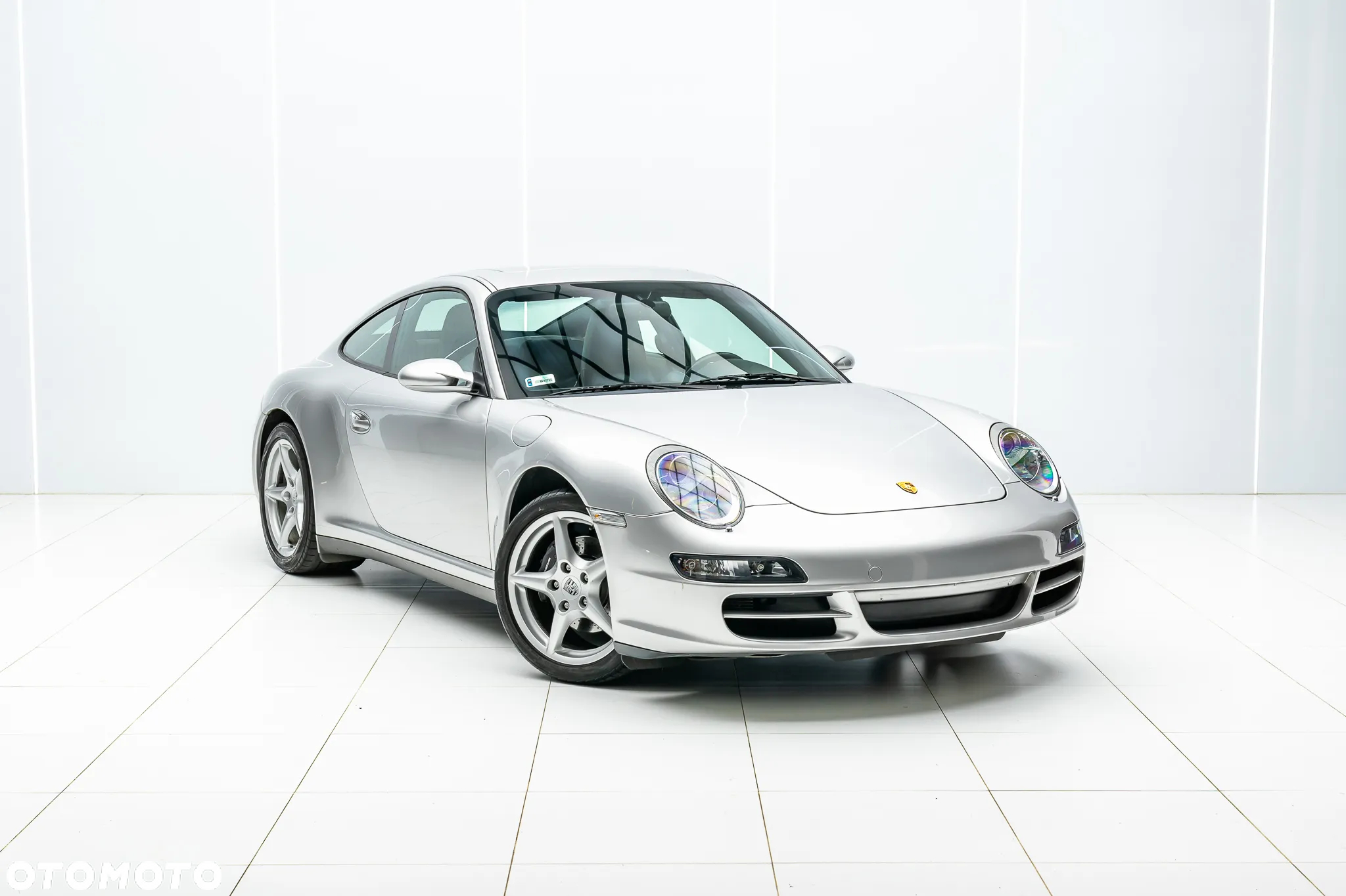 Porsche 911 Carrera 4 - 2