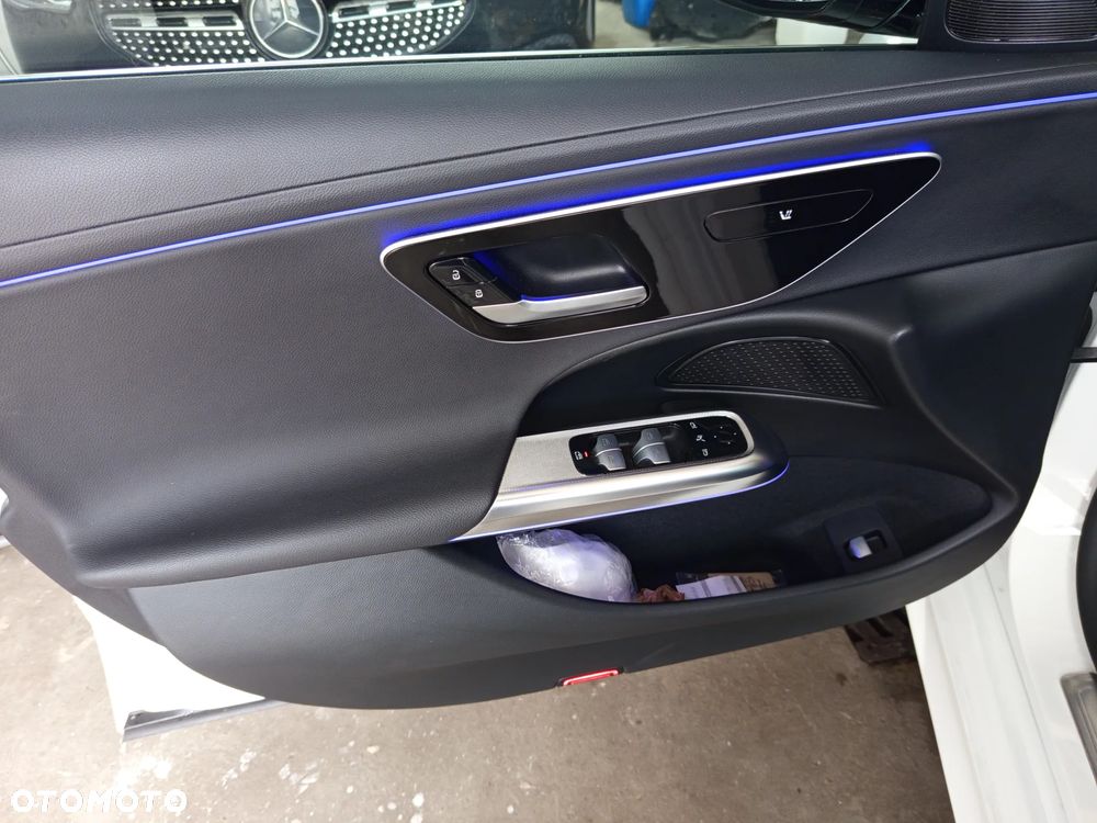 Mercedes-Benz Klasa E 220 d Avantgarde - 18