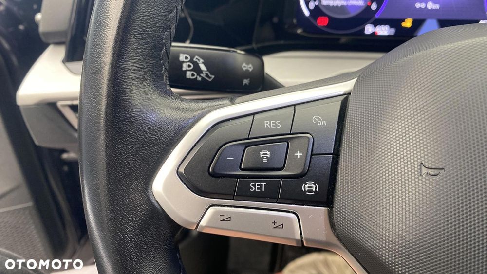 Volkswagen Golf 2.0 TDI Life - 22