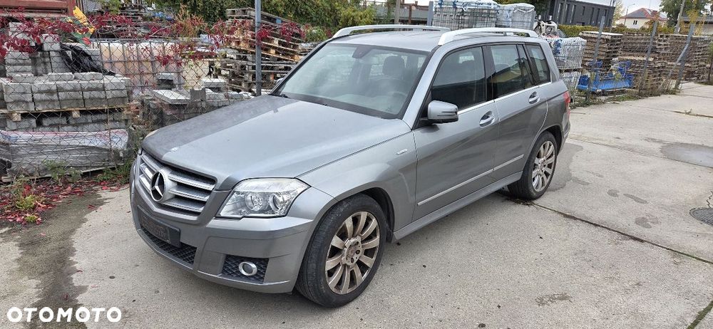 Mercedes-Benz GLK - 2
