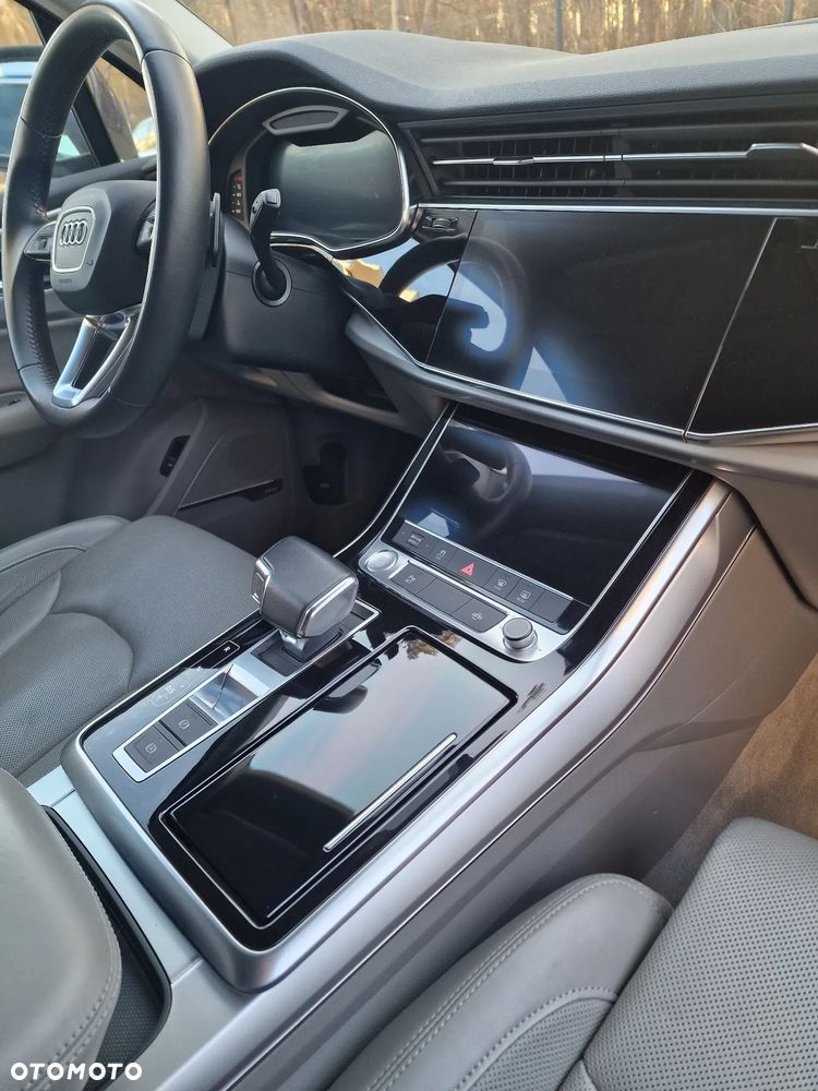 Audi Q7 - 19