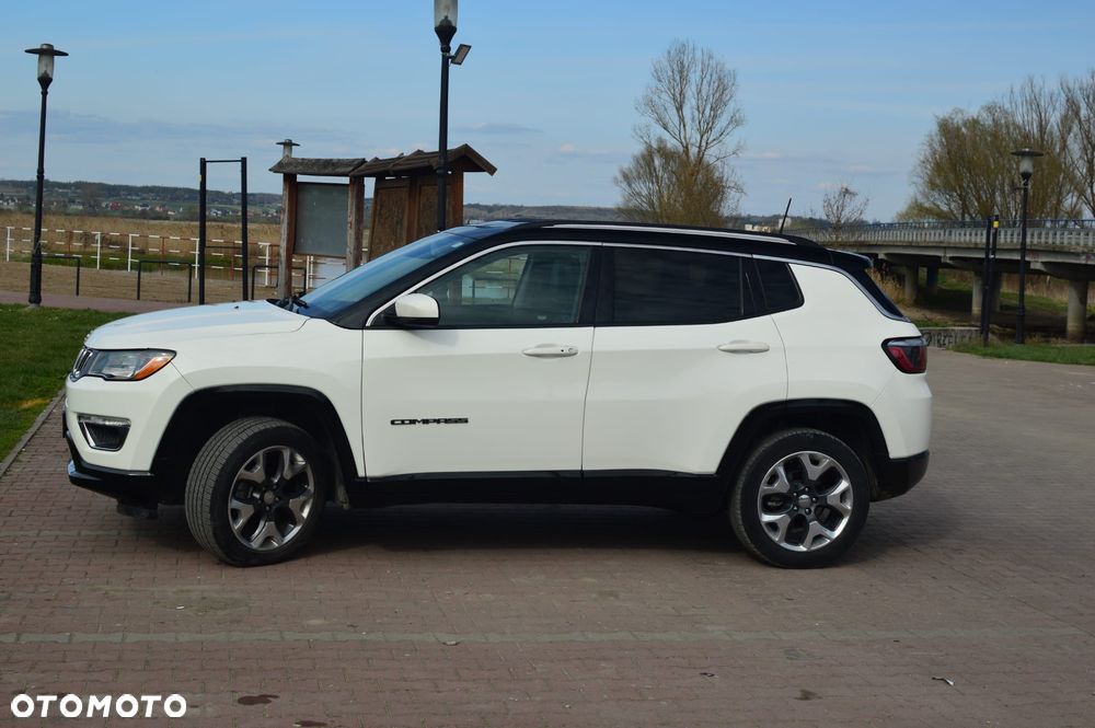 Jeep Compass - 4