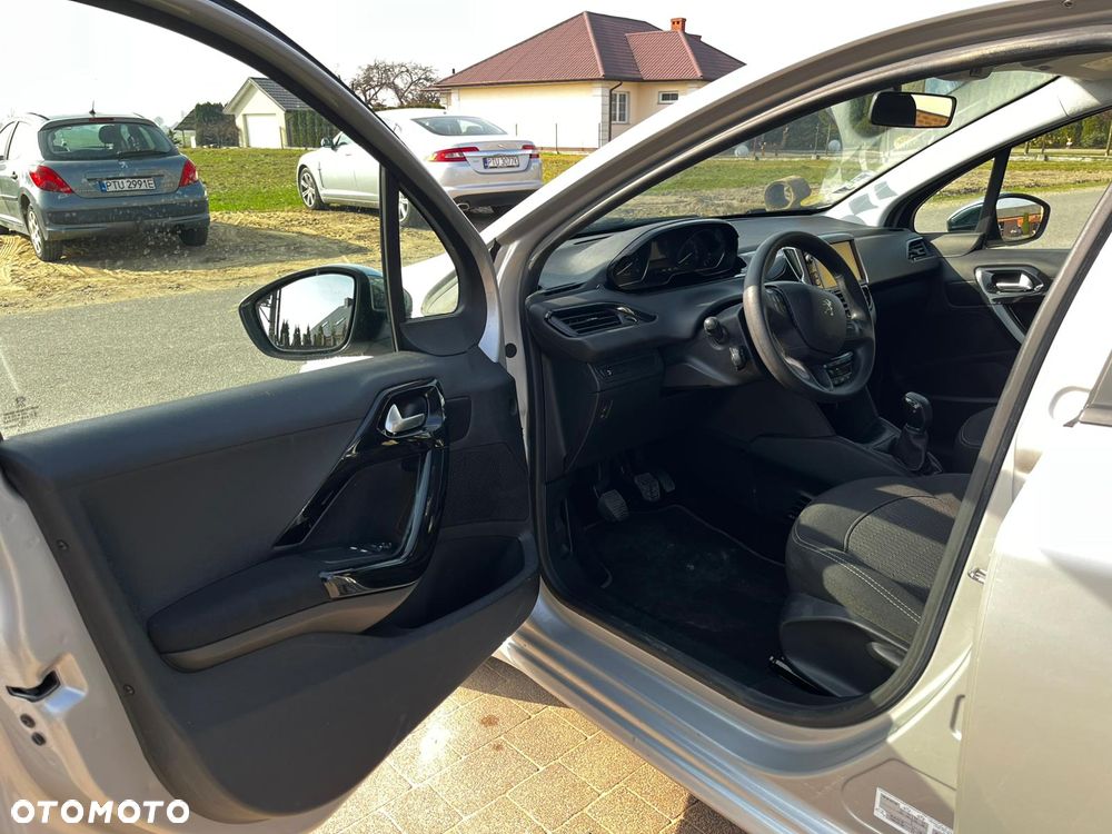 Peugeot 208 1.6 BlueHDi Active - 12