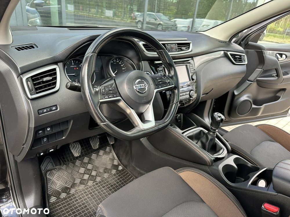 Nissan Qashqai 1.7 dCi N-Connecta - 10