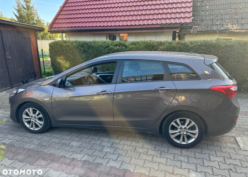 Hyundai i30 i30cw 1.6 CRDi Automatik Trend - 8