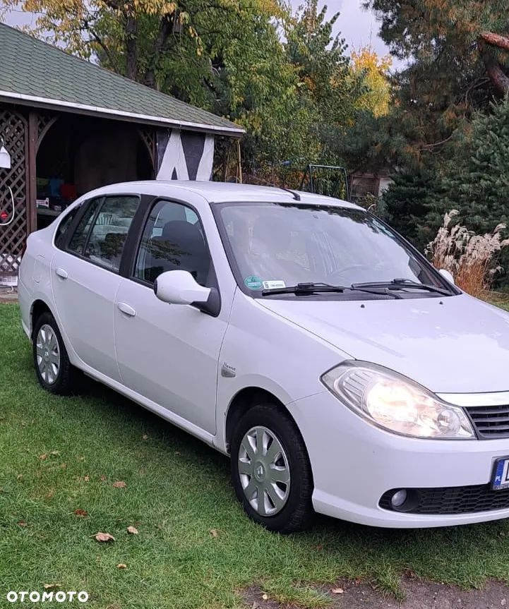 Renault Thalia 1.2 16V All Inclusive Euro5 - 1