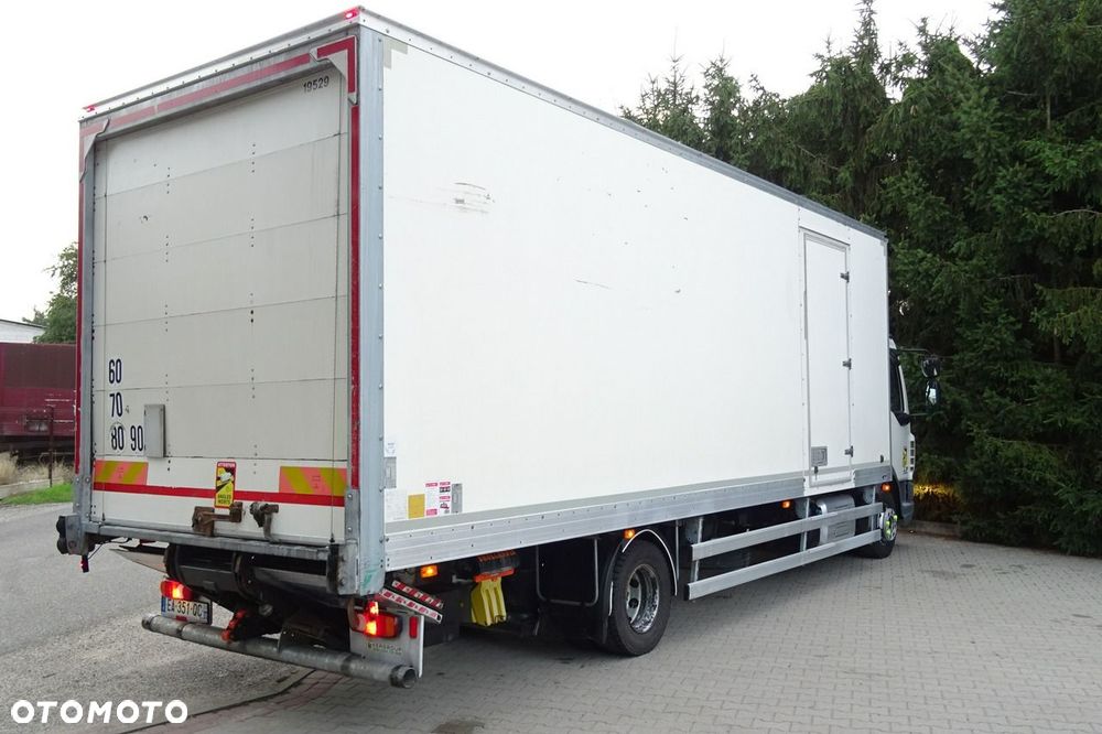 DAF LF 220 Euro 6 kontener 18p winda sprowadzony książka - 8