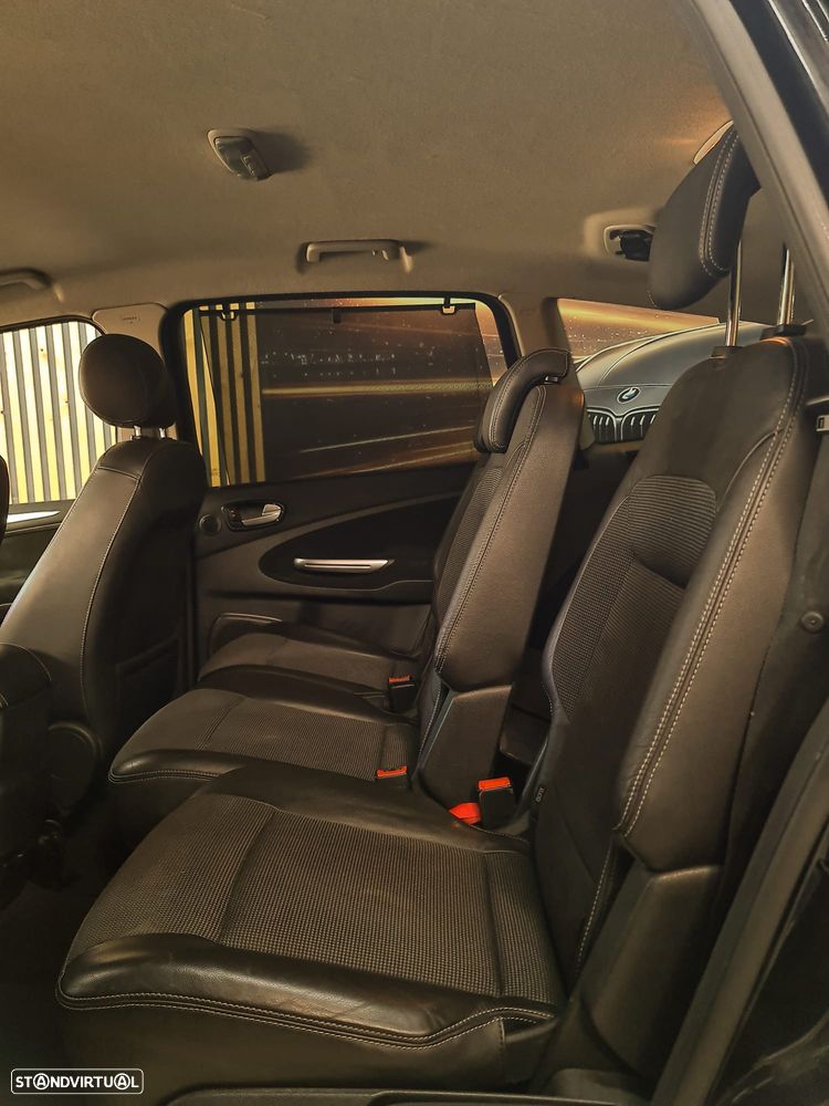 Ford S-Max 1.8 TDCi Titanium 7L - 9
