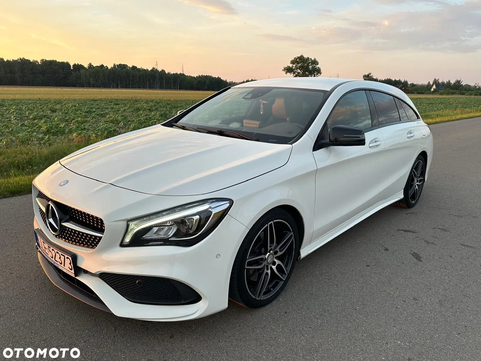 Mercedes-Benz CLA 220 4-Matic AMG Line - 5