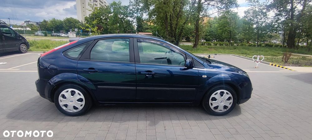 Ford Focus 1.6 Ti-VCT Sport - 3