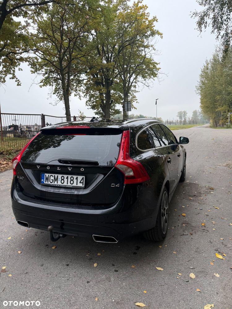 Volvo V60 2015 photo 4