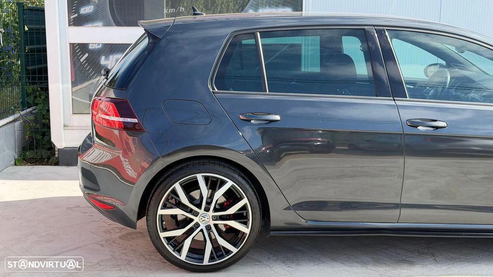 VW Golf 2.0 TDI GTD - 9