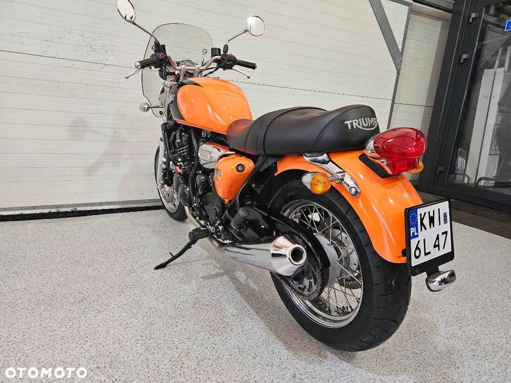 Triumph Thunderbird - 27