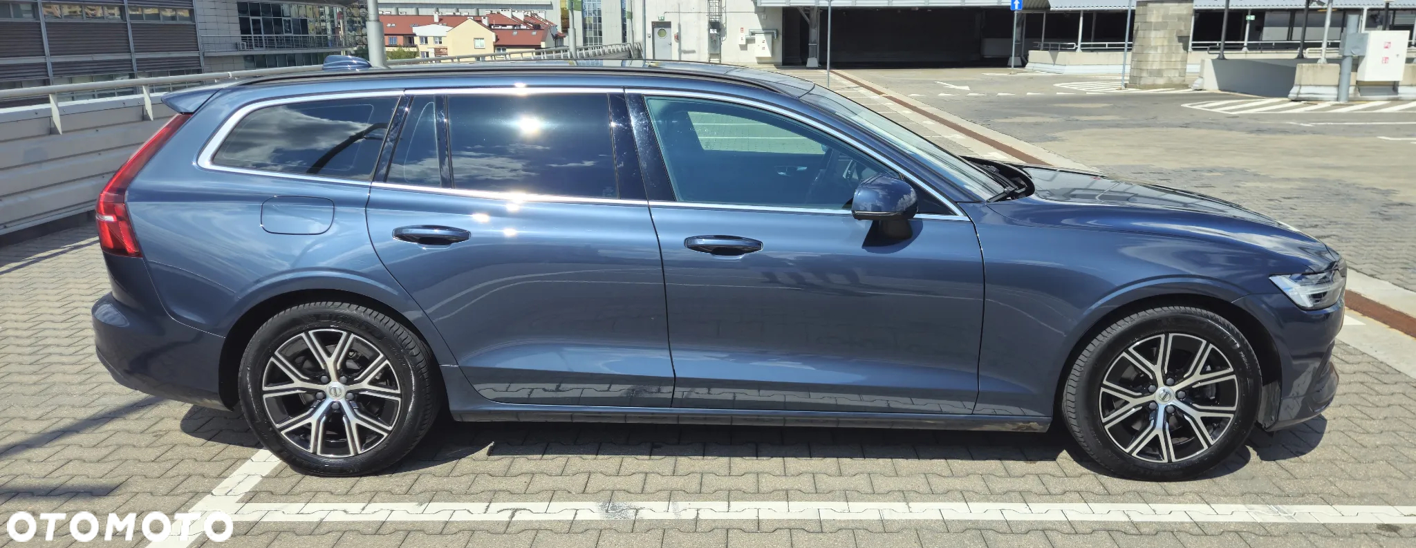 Volvo V60 B4 D Plus Dark - 11